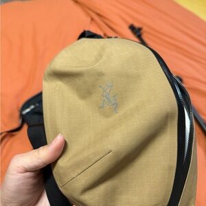 Arc'teryx Beige Granville Belt bag